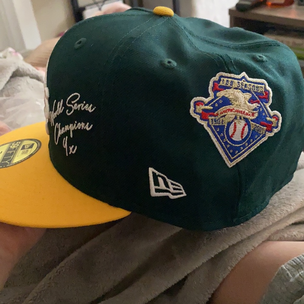 Custom A’s hat - Picture 2 of 4